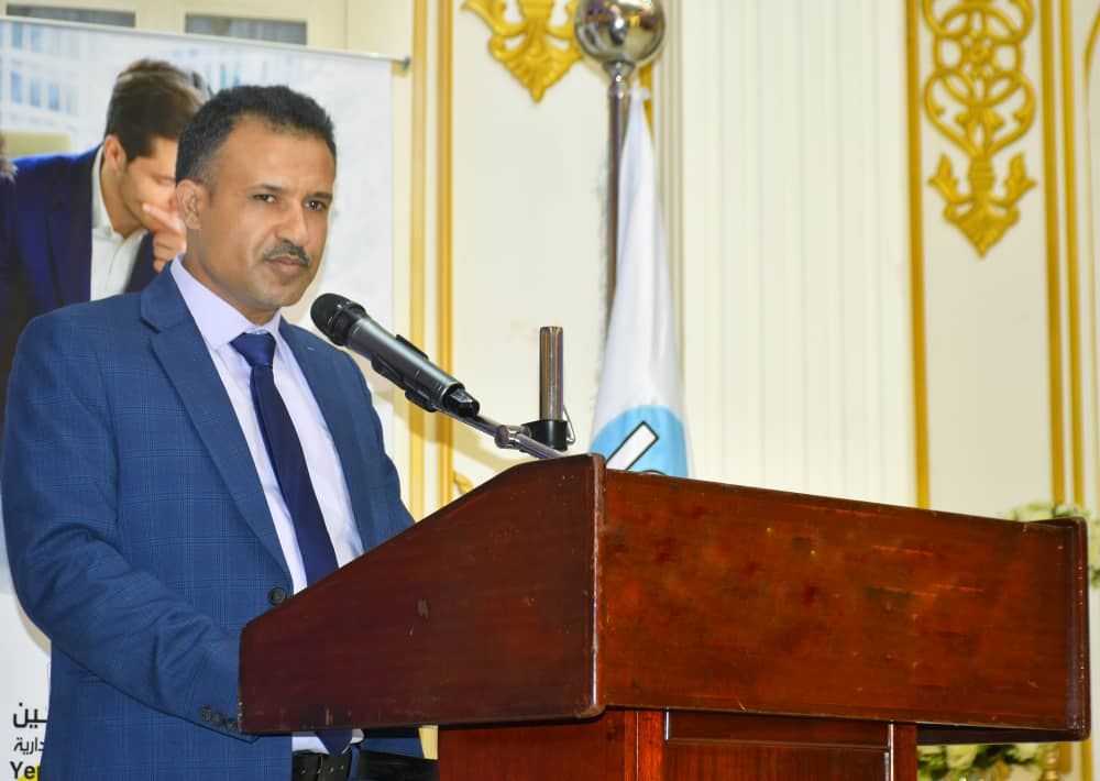 التجار والعملة الوظيفية في ظل تذبذب سعر الصرف: تسعير عادل أم احتكار مقنع؟